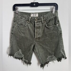 Free People Women's Caroline Cutoff Distressed Denim Shorts Size 24